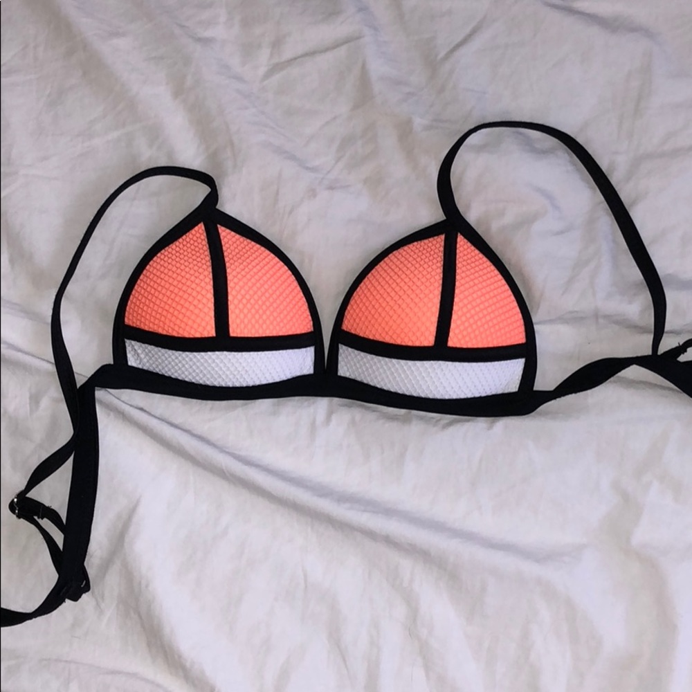 Bikini top
